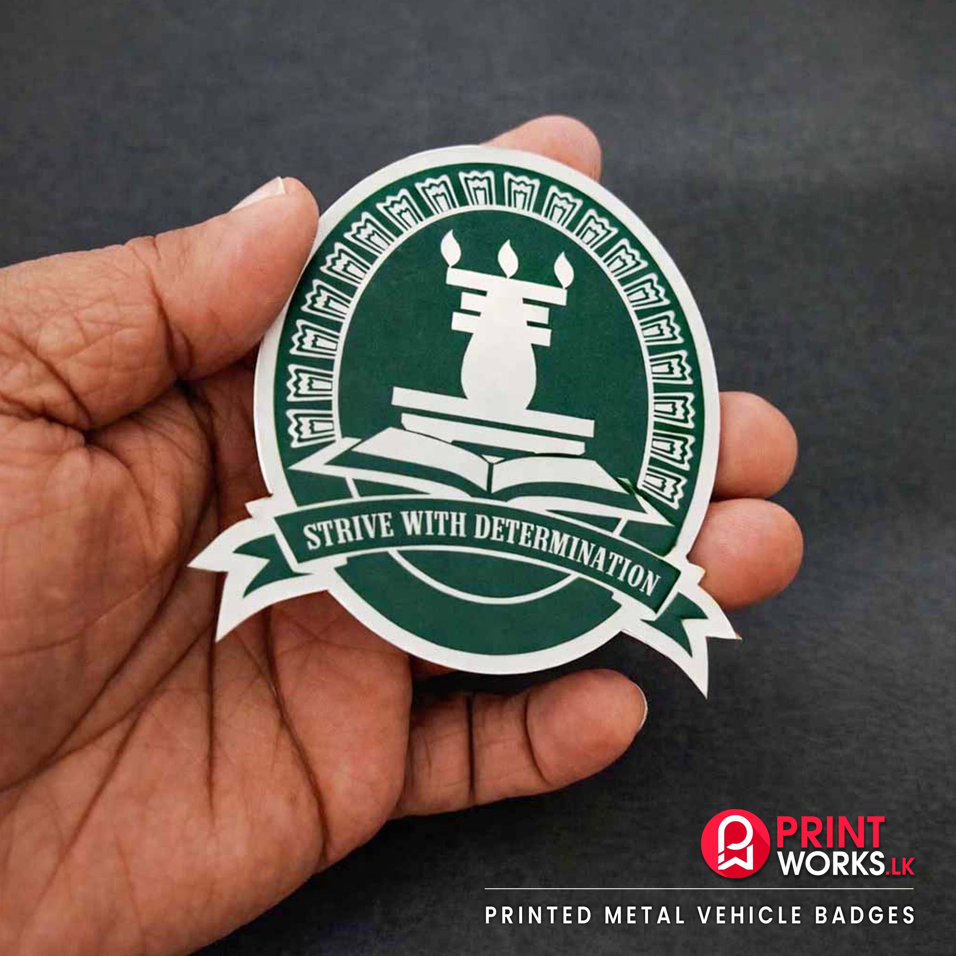 printed-metal-vehicle-badges