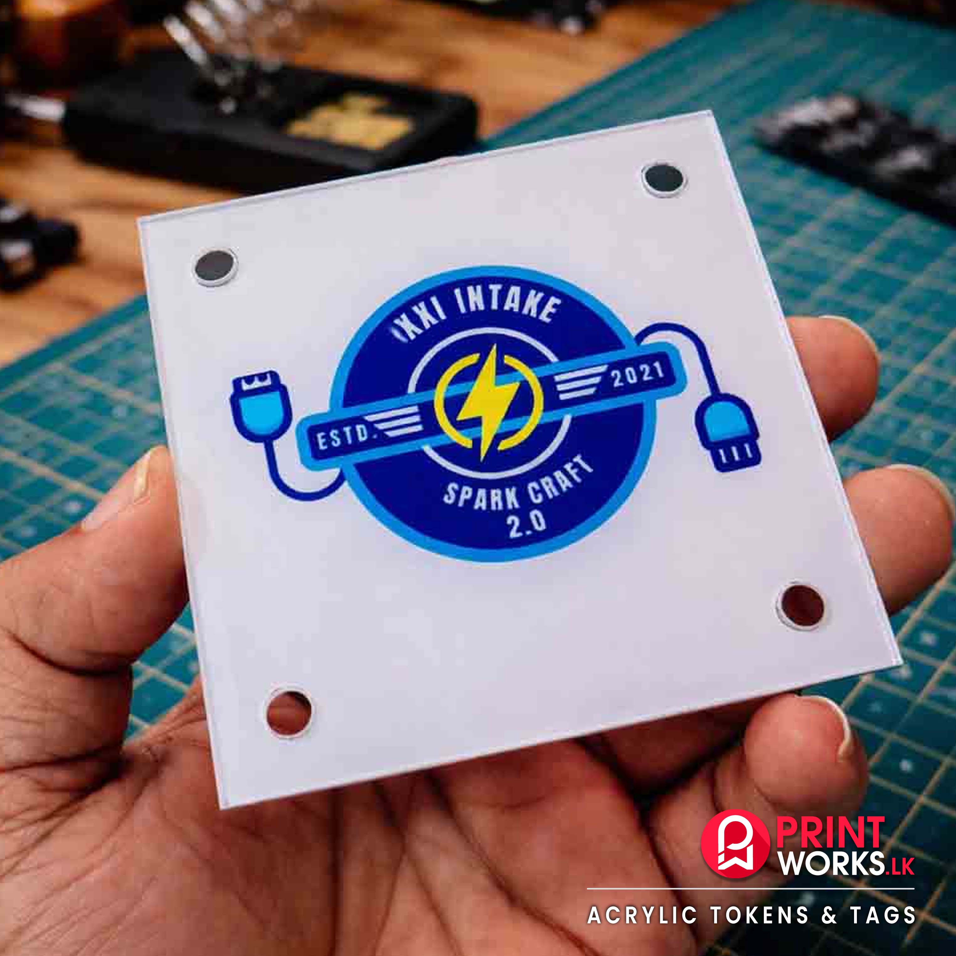 acrylic-tokens-&-tags
