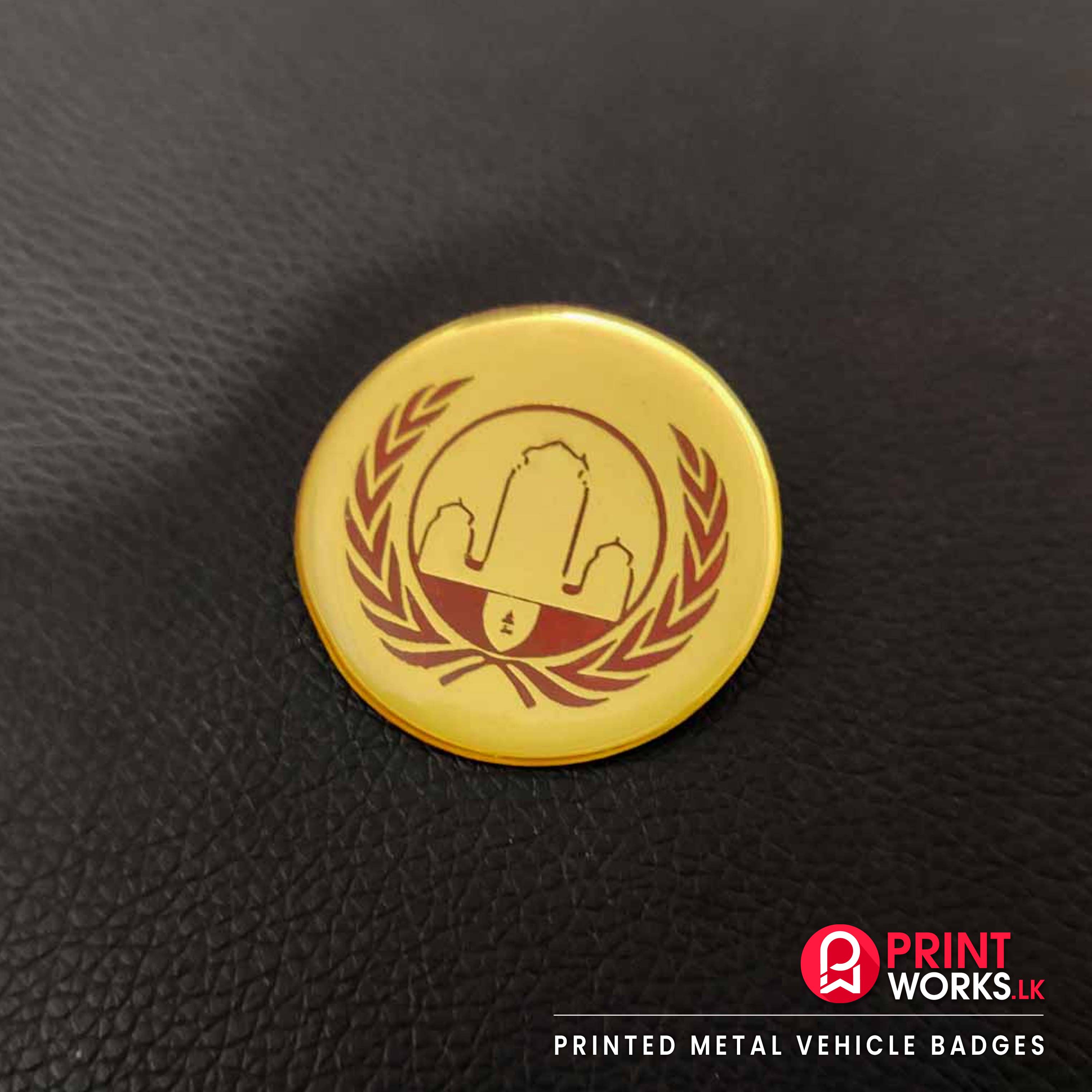 printed-metal-vehicle-badges