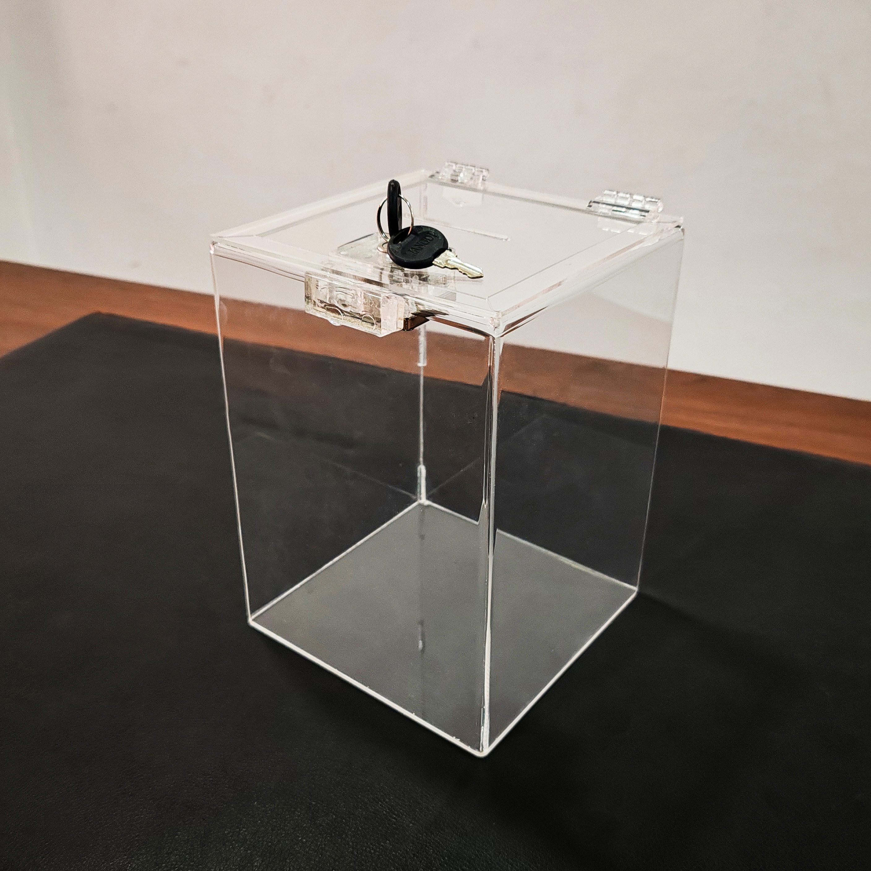 acrylic-donation-box–built-in-Lock-Series